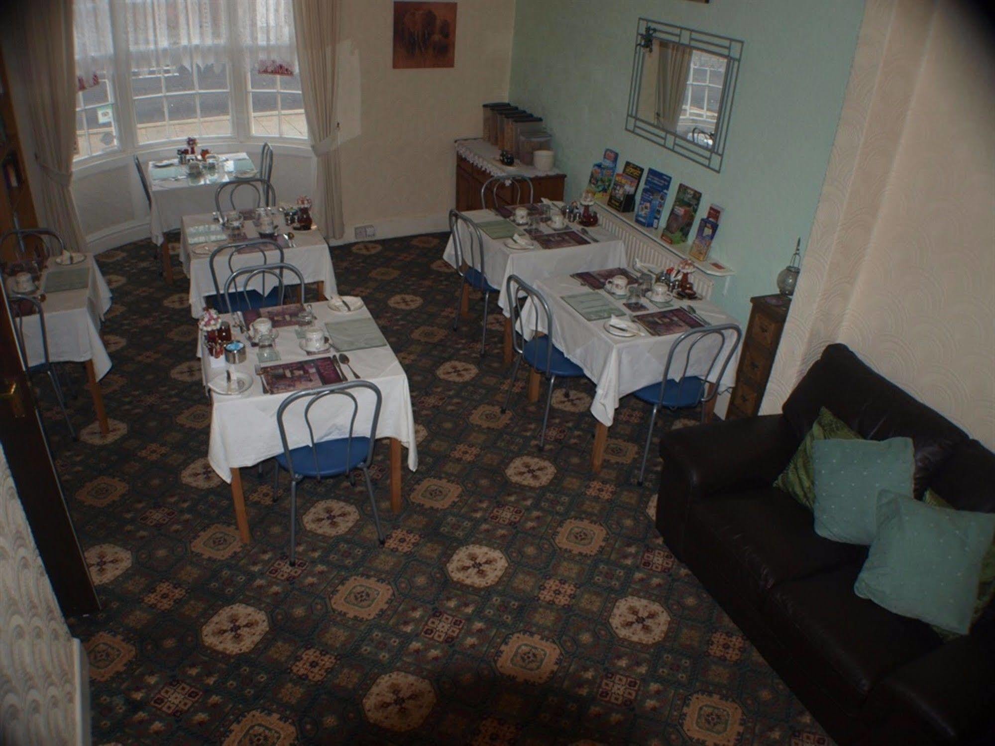 Olivers Guest House Weymouth Exterior photo
