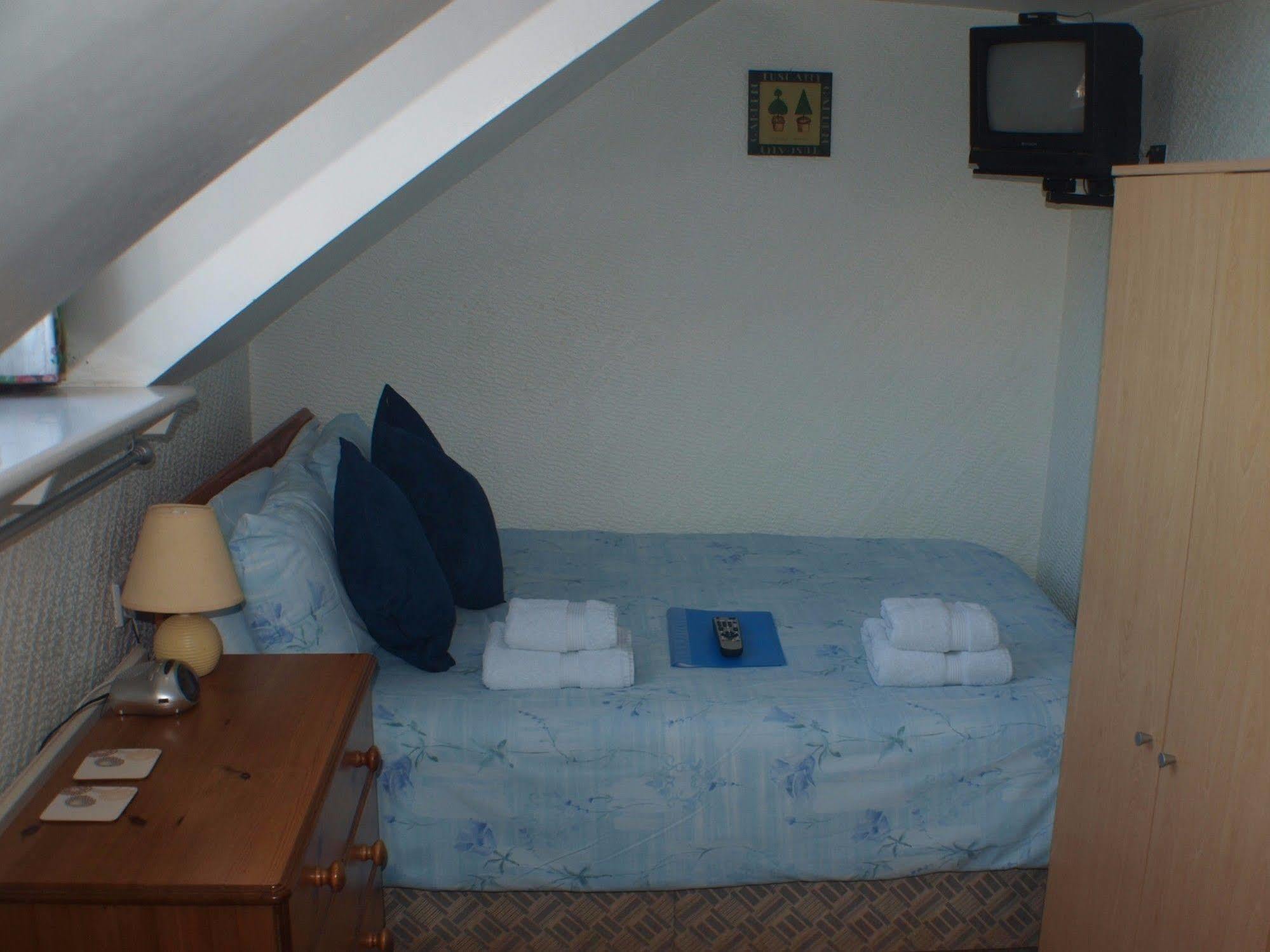 Olivers Guest House Weymouth Exterior photo