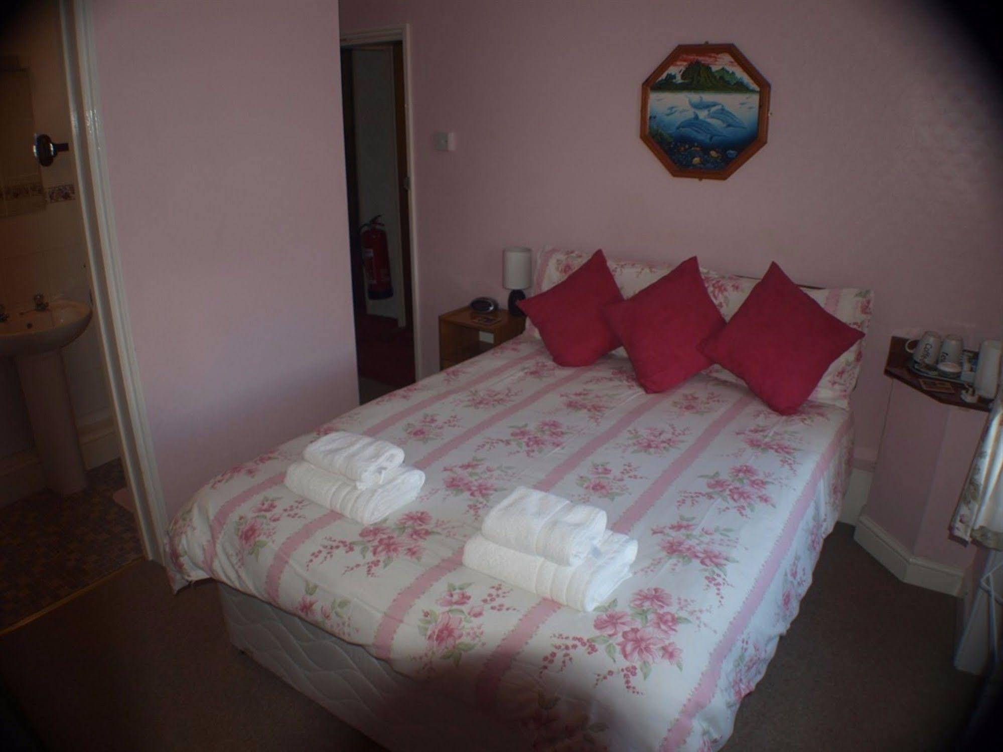 Olivers Guest House Weymouth Exterior photo